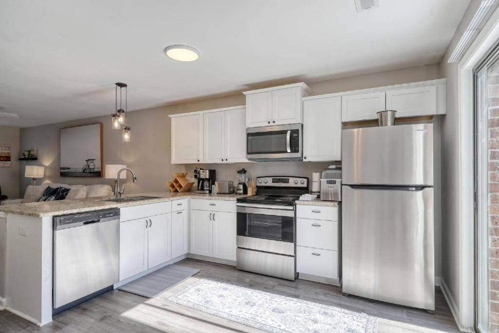 Stylish Haven New Walk To The Ocean Smart Tvs Wifi Apartment Myrtle Beach Exterior foto