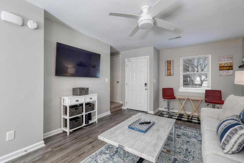 Stylish Haven New Walk To The Ocean Smart Tvs Wifi Apartment Myrtle Beach Exterior foto