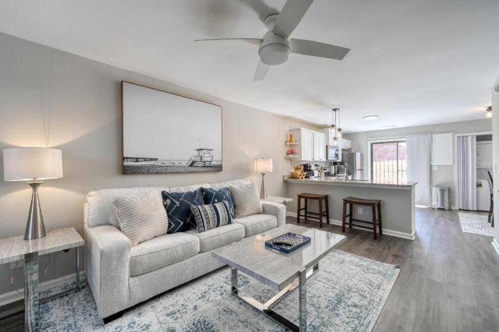 Stylish Haven New Walk To The Ocean Smart Tvs Wifi Apartment Myrtle Beach Exterior foto
